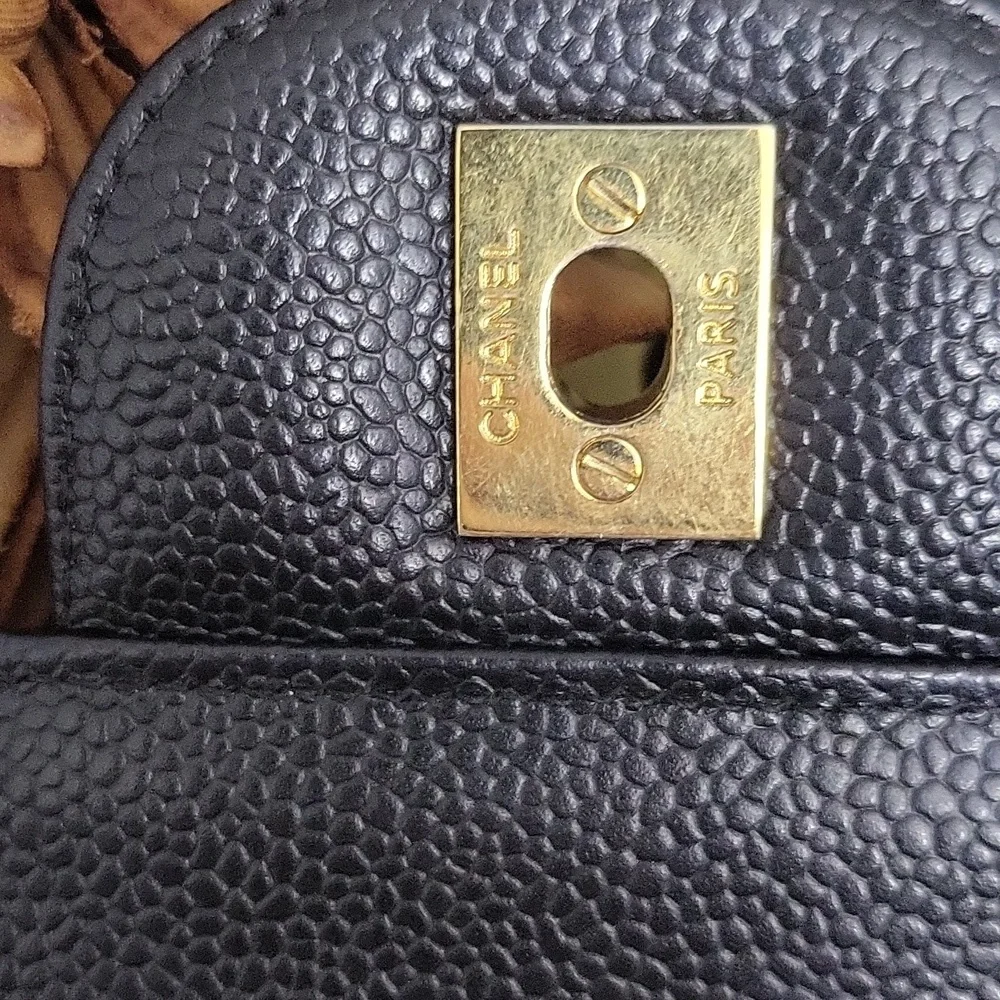 Chanel Jumbo Flap - Picture 9 of 15